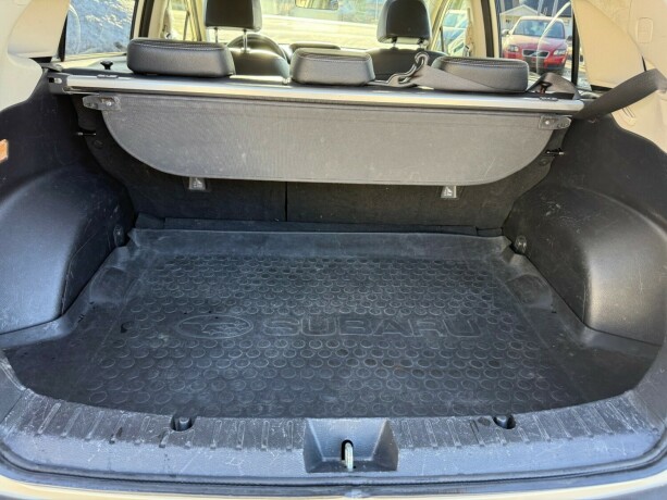 subaru-xv-diesel-2012-big-19