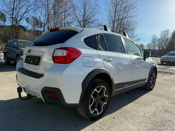 subaru-xv-diesel-2012-big-3