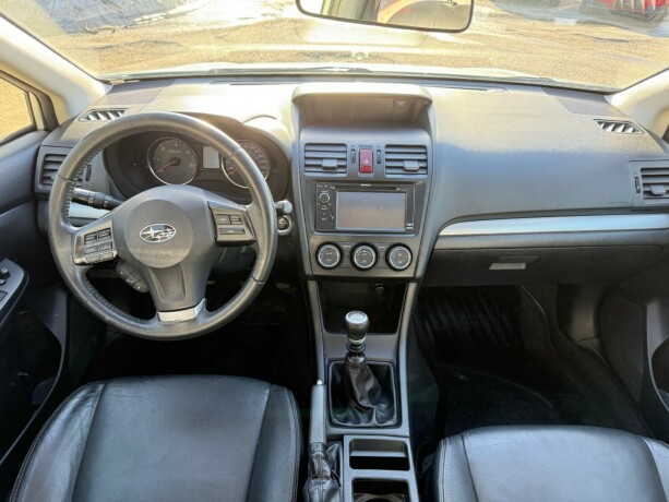 subaru-xv-diesel-2012-big-8