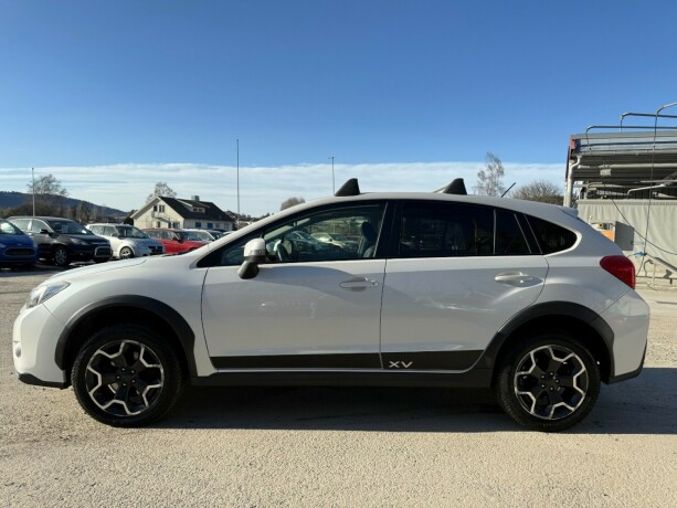 subaru-xv-diesel-2012-big-6