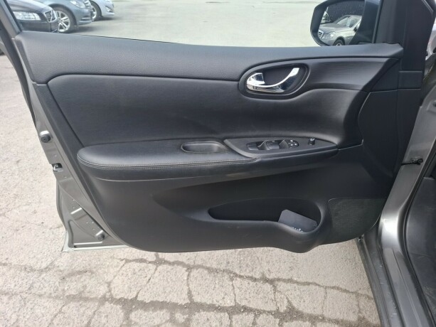nissan-pulsar-bensin-2017-big-13
