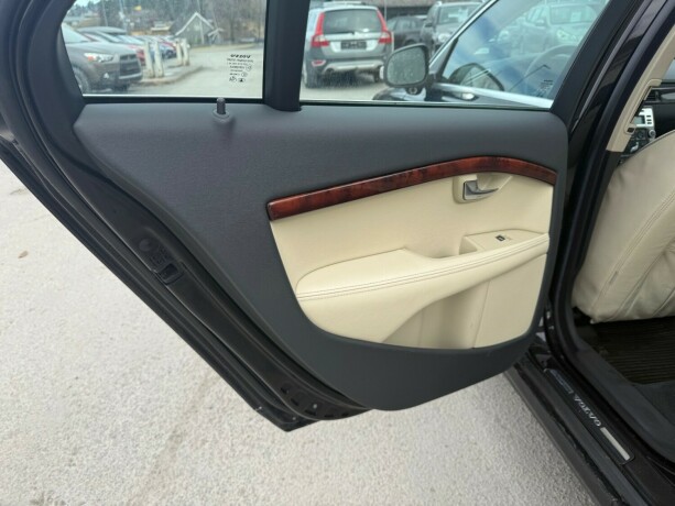 volvo-s80-diesel-2008-big-18