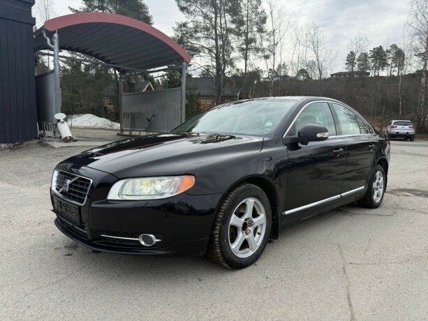 volvo-s80-diesel-2008-big-6
