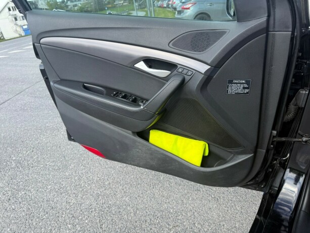 hyundai-i40-diesel-2012-big-27