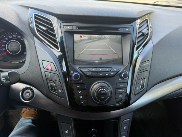 hyundai-i40-diesel-2012-big-12
