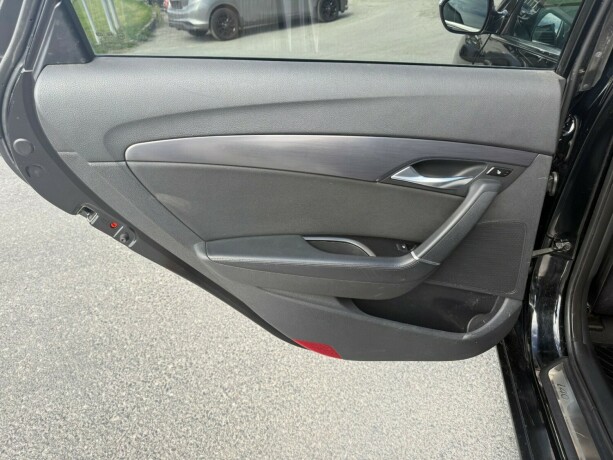 hyundai-i40-diesel-2012-big-25