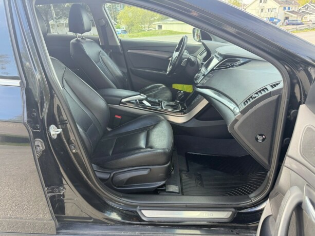 hyundai-i40-diesel-2012-big-18