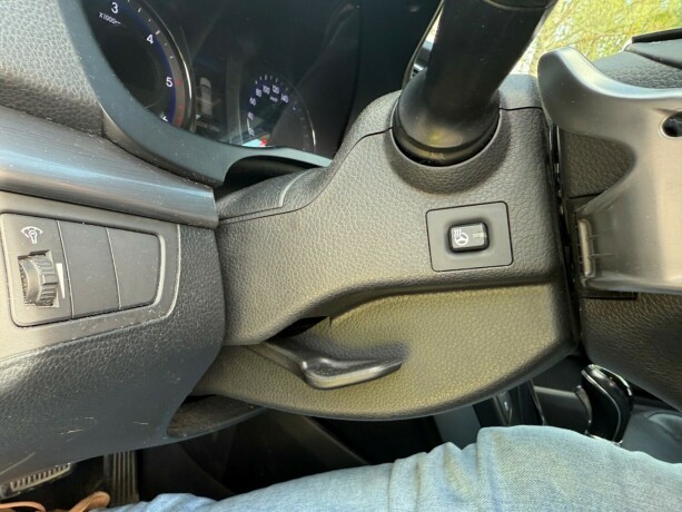 hyundai-i40-diesel-2012-big-14