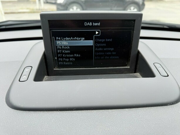 peugeot-5008-diesel-2014-big-14