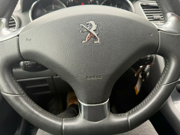 peugeot-5008-diesel-2014-big-9