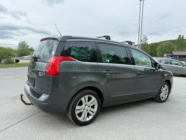 peugeot-5008-diesel-2014-big-5