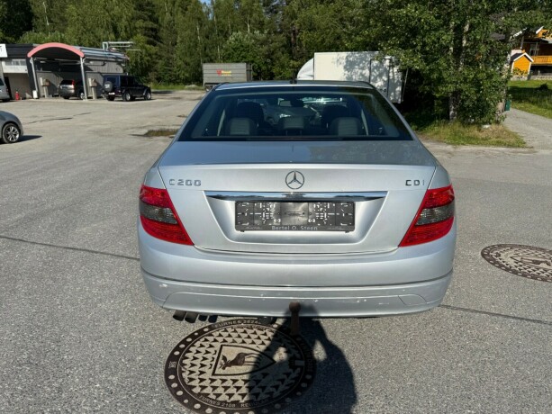 mercedes-benz-c-klasse-diesel-2007-big-2