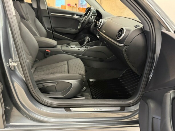 audi-a3-elektrisitetbensin-2017-big-30