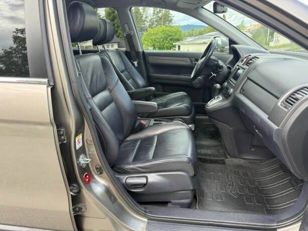 honda-cr-v-bensin-2009-big-15