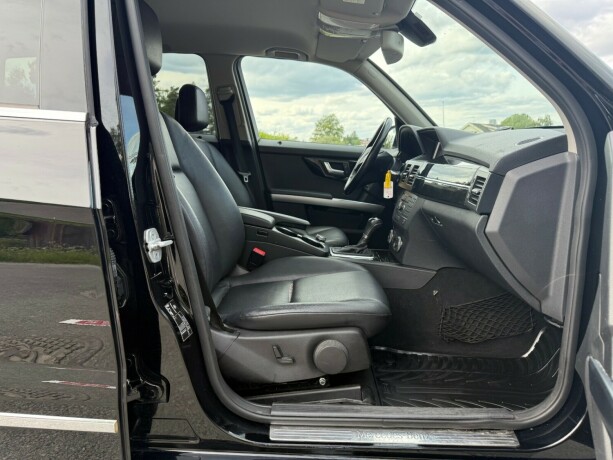 mercedes-benz-glk-diesel-2011-big-9