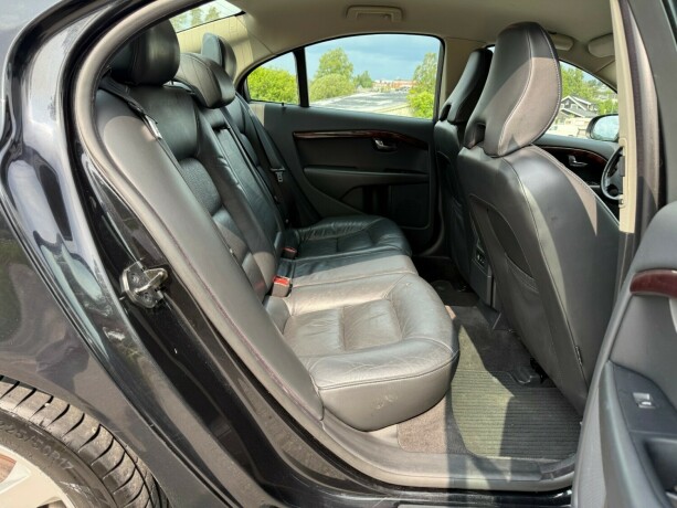 volvo-s80-diesel-2007-big-16