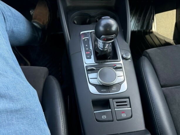 audi-a3-bensin-2013-big-15