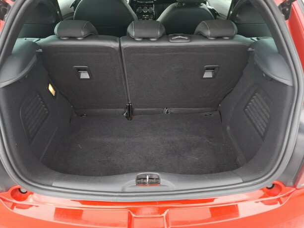 citroen-ds3-diesel-2013-big-15