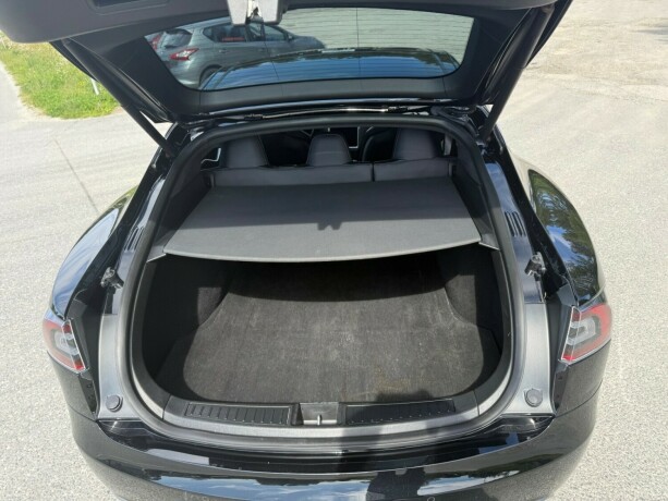 tesla-model-s-elektrisitet-2015-big-23