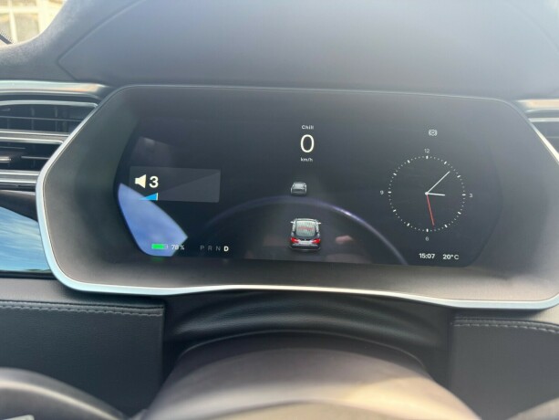 tesla-model-s-elektrisitet-2015-big-16
