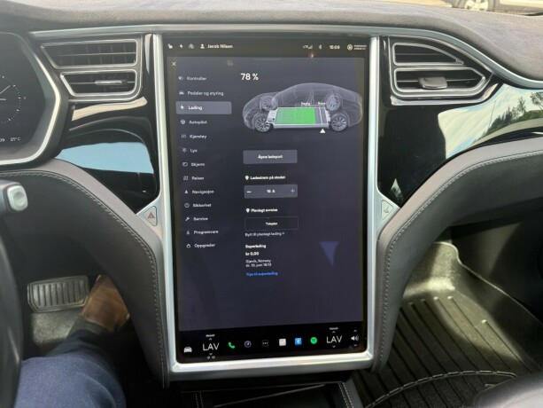 tesla-model-s-elektrisitet-2015-big-11