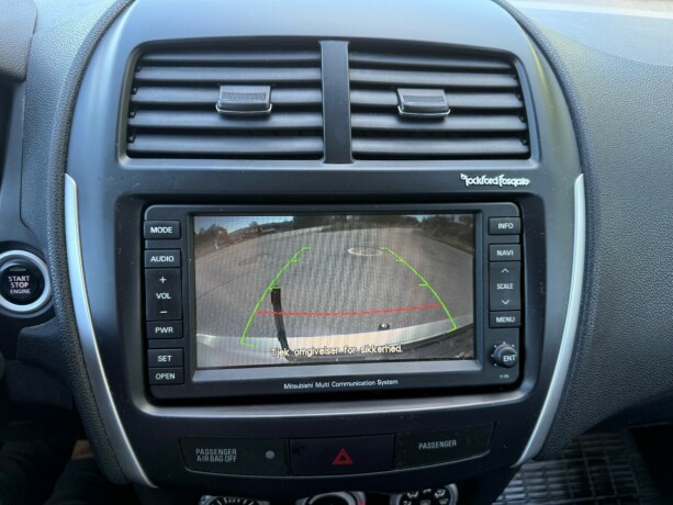 mitsubishi-asx-diesel-2010-big-11