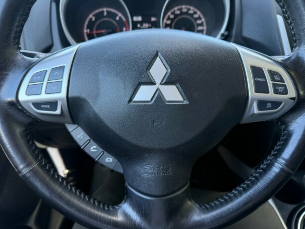 mitsubishi-asx-diesel-2010-big-9