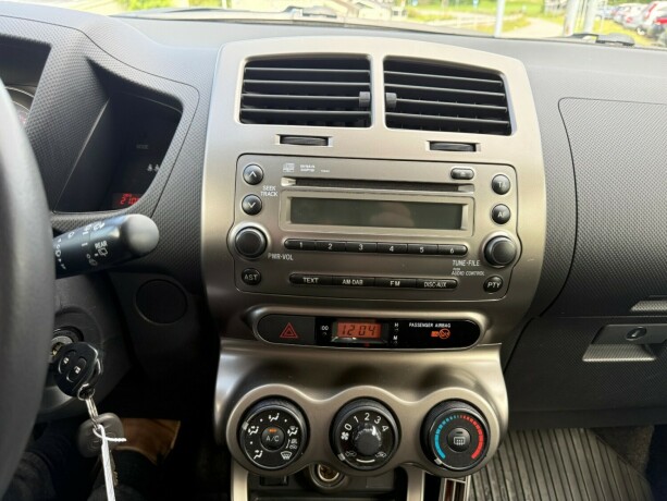 toyota-urban-cruiser-diesel-2012-big-11