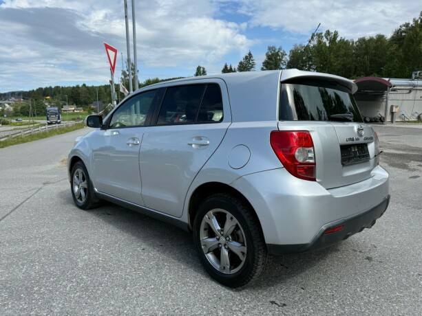 toyota-urban-cruiser-diesel-2012-big-2