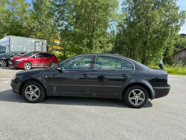 skoda-superb-diesel-2008-big-1