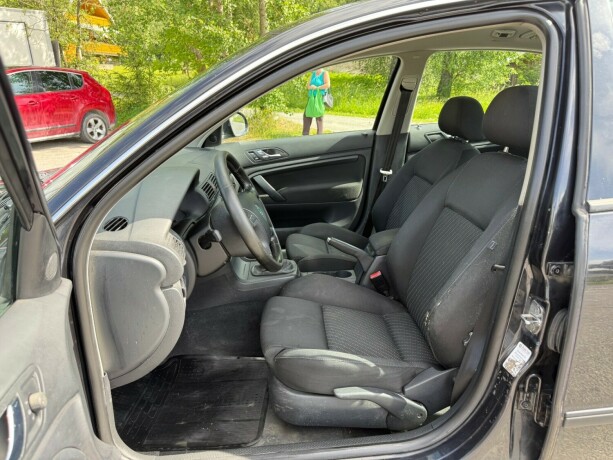 skoda-superb-diesel-2008-big-14