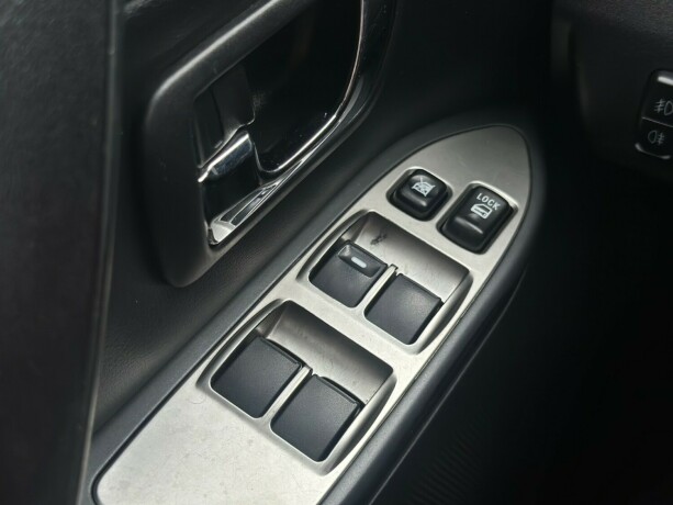 mitsubishi-pajero-diesel-2011-big-25