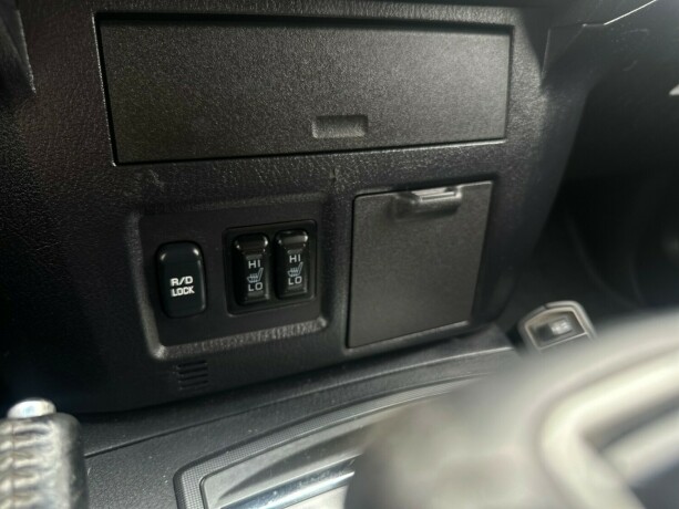 mitsubishi-pajero-diesel-2011-big-20