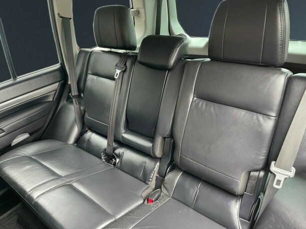 mitsubishi-pajero-diesel-2011-big-15