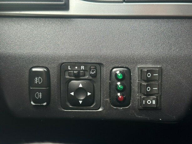 mitsubishi-pajero-diesel-2011-big-26