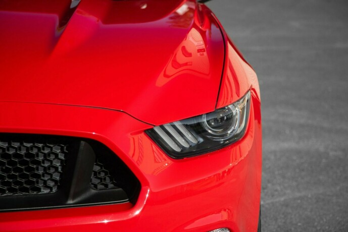 ford-mustang-bensin-2015-big-4