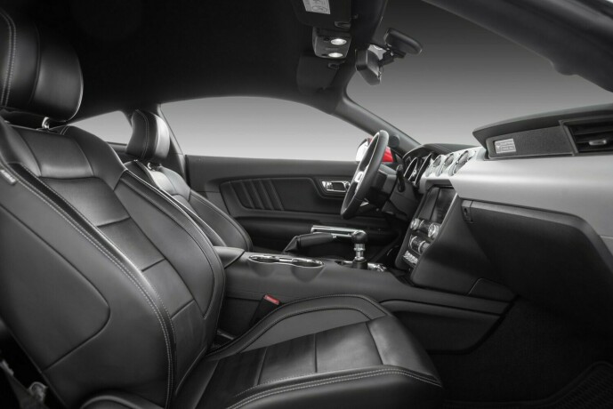 ford-mustang-bensin-2015-big-24