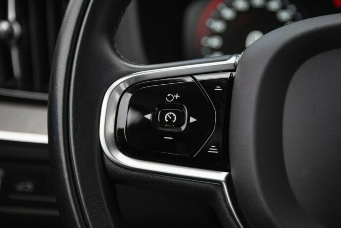 volvo-xc-60-elektrisitetbensin-2021-big-11