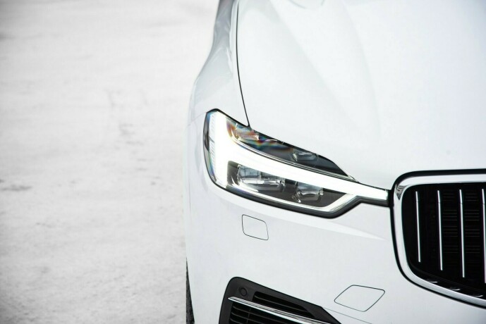 volvo-xc-60-elektrisitetbensin-2021-big-4