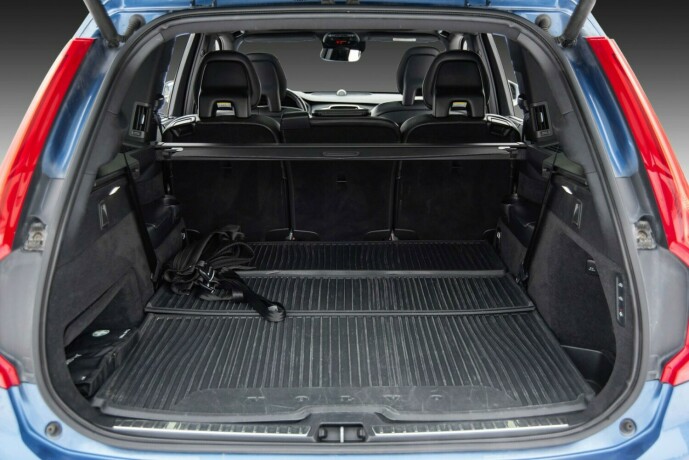 volvo-xc-90-elektrisitetbensin-2016-big-29