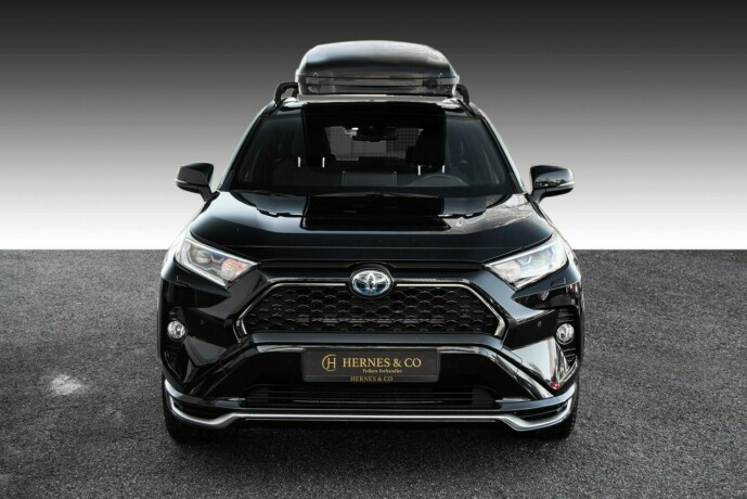 toyota-rav4-plug-in-hybrid-elektrisitetbensin-2021-big-3