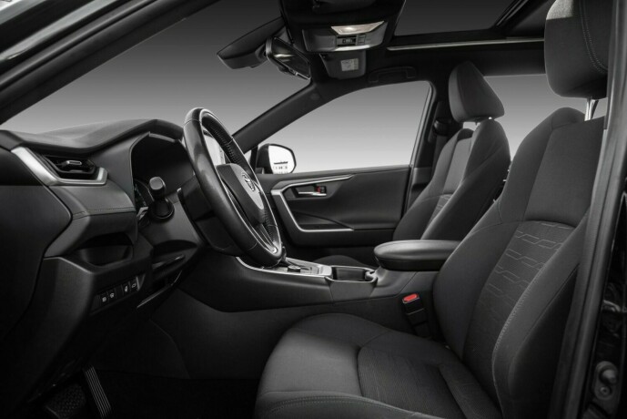 toyota-rav4-plug-in-hybrid-elektrisitetbensin-2021-big-16