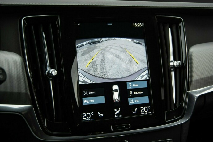 volvo-v90-elektrisitetbensin-2020-big-16