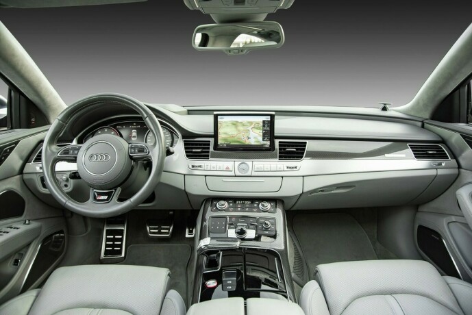 audi-s8-bensin-2016-big-31