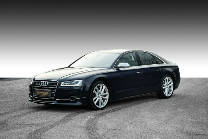 audi-s8-bensin-2016-big-1