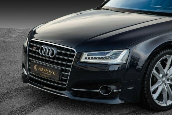 audi-s8-bensin-2016-big-2