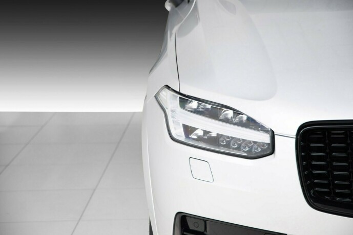 volvo-xc-90-elektrisitetbensin-2021-big-4