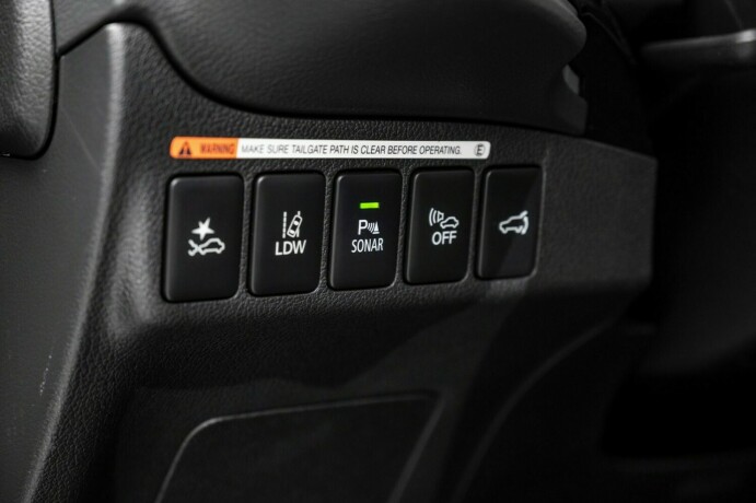 mitsubishi-outlander-elektrisitetbensin-2019-big-19