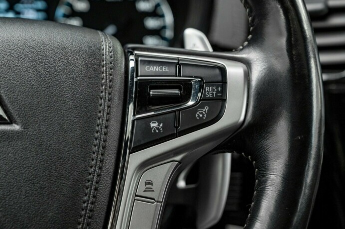 mitsubishi-outlander-elektrisitetbensin-2019-big-17
