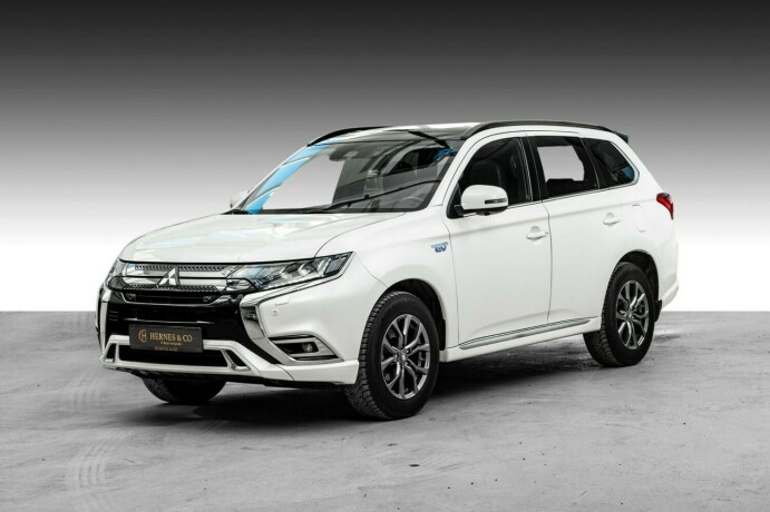 mitsubishi-outlander-elektrisitetbensin-2019-big-0